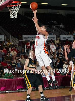 Thumbnail 1 in DeLaSalle vs. St. Pius X (Houston vs the Nation Tournament) photogallery.