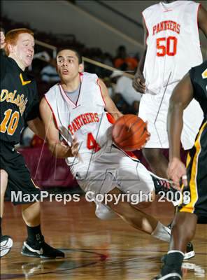 Thumbnail 1 in DeLaSalle vs. St. Pius X (Houston vs the Nation Tournament) photogallery.