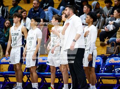 Thumbnail 2 in Clovis East vs. Bakersfield Christian photogallery.