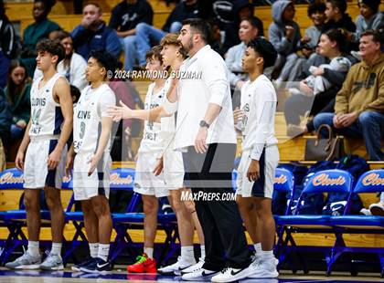 Thumbnail 3 in Clovis East vs. Bakersfield Christian photogallery.