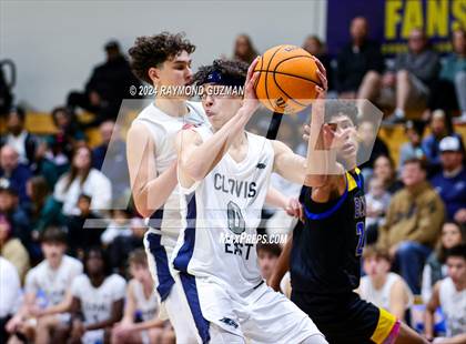 Thumbnail 1 in Clovis East vs. Bakersfield Christian photogallery.