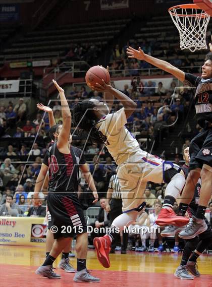 Thumbnail 1 in Immanuel vs. Granite Hills (CIF CS D4 Final) photogallery.