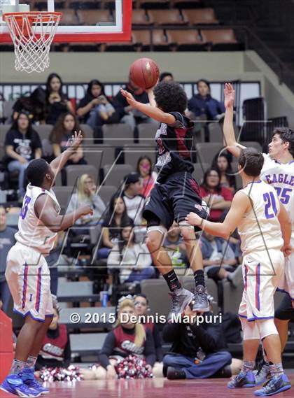 Thumbnail 1 in Immanuel vs. Granite Hills (CIF CS D4 Final) photogallery.