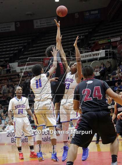 Thumbnail 1 in Immanuel vs. Granite Hills (CIF CS D4 Final) photogallery.