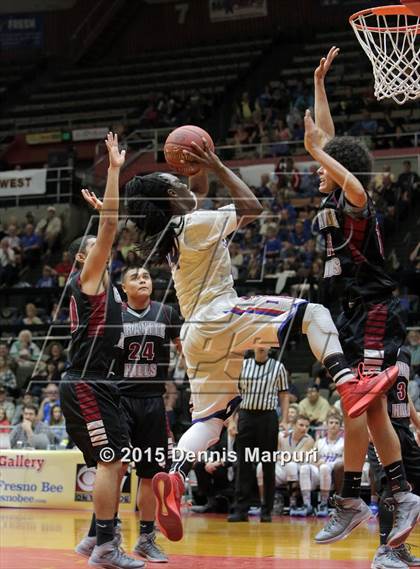 Thumbnail 3 in Immanuel vs. Granite Hills (CIF CS D4 Final) photogallery.