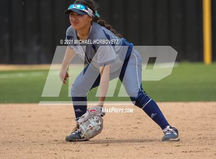 Thumbnail 3 in Bryan vs. Sachse (UIL 6A Area Playoff) photogallery.
