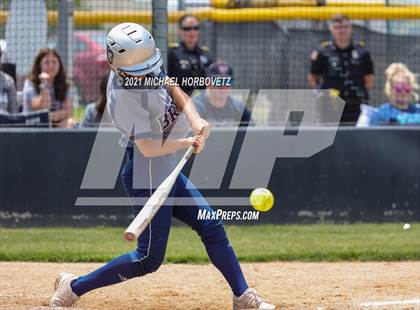 Thumbnail 3 in Bryan vs. Sachse (UIL 6A Area Playoff) photogallery.