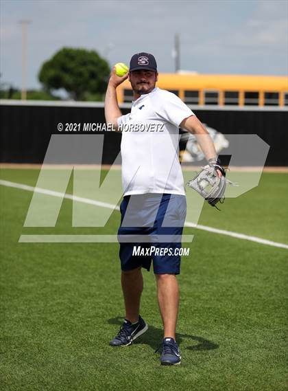 Thumbnail 3 in Bryan vs. Sachse (UIL 6A Area Playoff) photogallery.