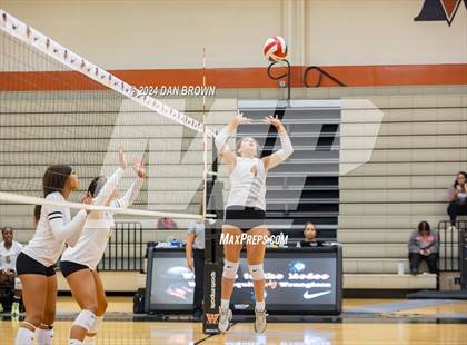 Thumbnail 3 in DeSoto @ West Mesquite photogallery.