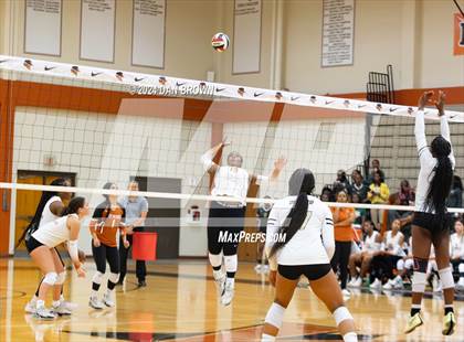 Thumbnail 3 in DeSoto @ West Mesquite photogallery.