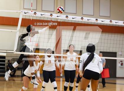 Thumbnail 1 in DeSoto @ West Mesquite photogallery.