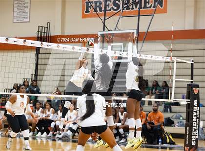 Thumbnail 2 in DeSoto @ West Mesquite photogallery.