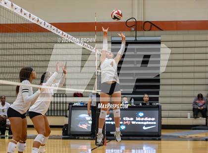 Thumbnail 3 in DeSoto @ West Mesquite photogallery.