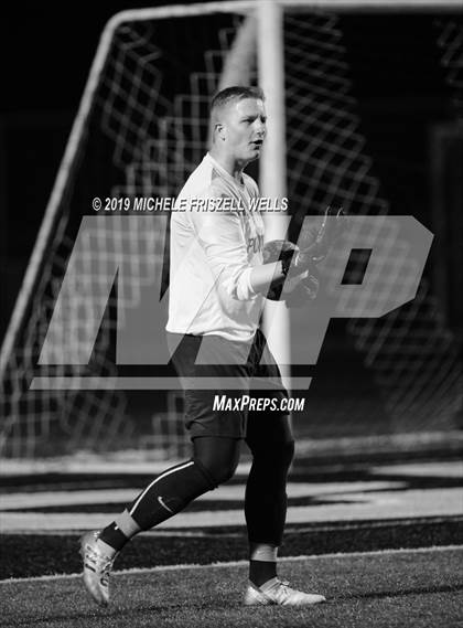Thumbnail 2 in Westview vs. Poway (CIF SDS D1) photogallery.