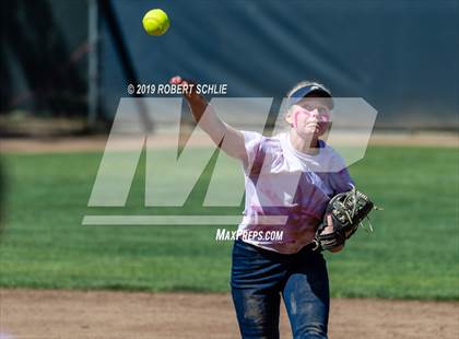 Thumbnail 3 in Ponderosa @ Oak Ridge photogallery.