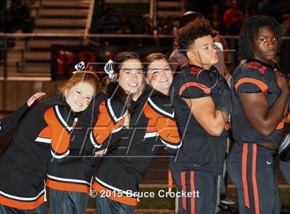 Thumbnail 1 in Gilmer vs. Pleasant Grove (UIL 4A Bi-District) photogallery.