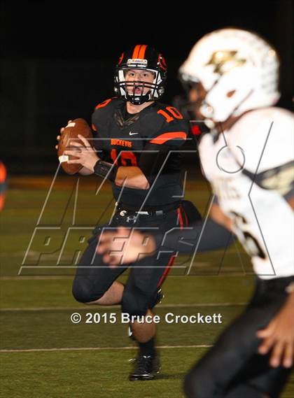Thumbnail 1 in Gilmer vs. Pleasant Grove (UIL 4A Bi-District) photogallery.