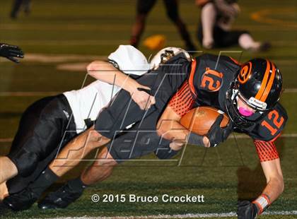 Thumbnail 2 in Gilmer vs. Pleasant Grove (UIL 4A Bi-District) photogallery.