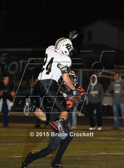 Thumbnail 3 in Gilmer vs. Pleasant Grove (UIL 4A Bi-District) photogallery.