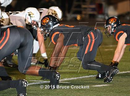 Thumbnail 1 in Gilmer vs. Pleasant Grove (UIL 4A Bi-District) photogallery.