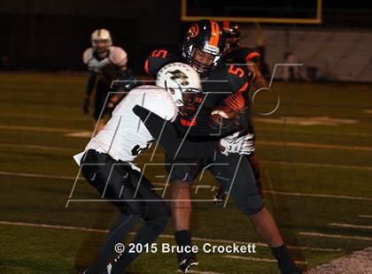 Thumbnail 3 in Gilmer vs. Pleasant Grove (UIL 4A Bi-District) photogallery.