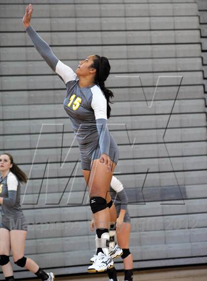 Thumbnail 2 in Bonanza vs St. Mary's (Durango Fall Classic) photogallery.