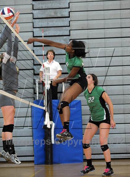 Thumbnail 2 in Bonanza vs St. Mary's (Durango Fall Classic) photogallery.