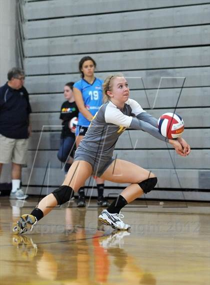 Thumbnail 1 in Bonanza vs St. Mary's (Durango Fall Classic) photogallery.