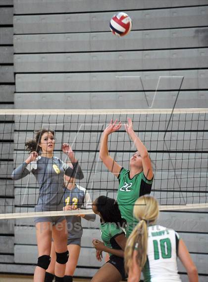 Thumbnail 1 in Bonanza vs St. Mary's (Durango Fall Classic) photogallery.