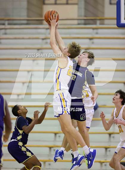 Thumbnail 2 in Cathedral @ Carmel JV photogallery.
