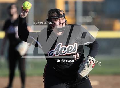 Thumbnail 1 in Amanda-Clearcreek @ Teays Valley photogallery.