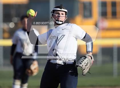 Thumbnail 2 in Amanda-Clearcreek @ Teays Valley photogallery.