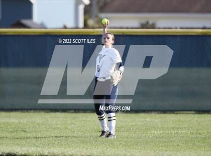 Thumbnail 1 in Amanda-Clearcreek @ Teays Valley photogallery.