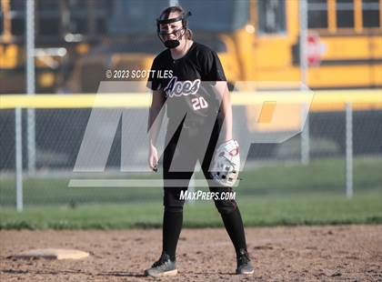 Thumbnail 3 in Amanda-Clearcreek @ Teays Valley photogallery.