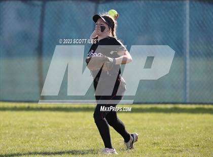 Thumbnail 2 in Amanda-Clearcreek @ Teays Valley photogallery.