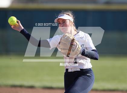 Thumbnail 1 in Amanda-Clearcreek @ Teays Valley photogallery.