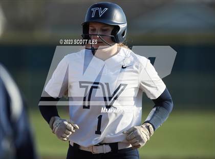 Thumbnail 1 in Amanda-Clearcreek @ Teays Valley photogallery.