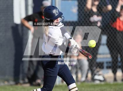Thumbnail 1 in Amanda-Clearcreek @ Teays Valley photogallery.