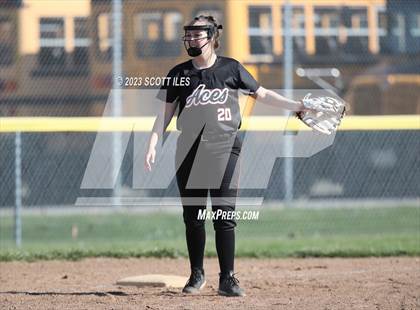 Thumbnail 1 in Amanda-Clearcreek @ Teays Valley photogallery.