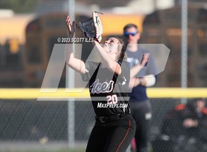 Thumbnail 3 in Amanda-Clearcreek @ Teays Valley photogallery.