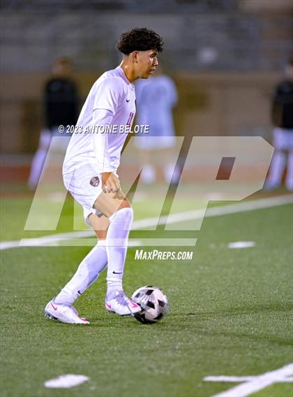 Thumbnail 2 in Downey vs. Carson photogallery.