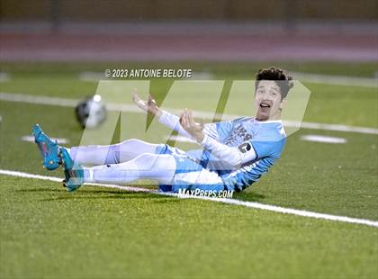 Thumbnail 2 in Downey vs. Carson photogallery.