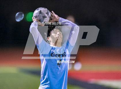 Thumbnail 2 in Downey vs. Carson photogallery.