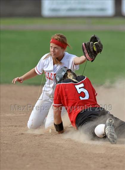 Thumbnail 3 in Murrieta Valley vs Fullerton (Michelle Carew Classic) photogallery.