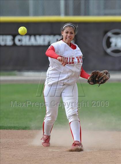 Thumbnail 3 in Murrieta Valley vs Fullerton (Michelle Carew Classic) photogallery.