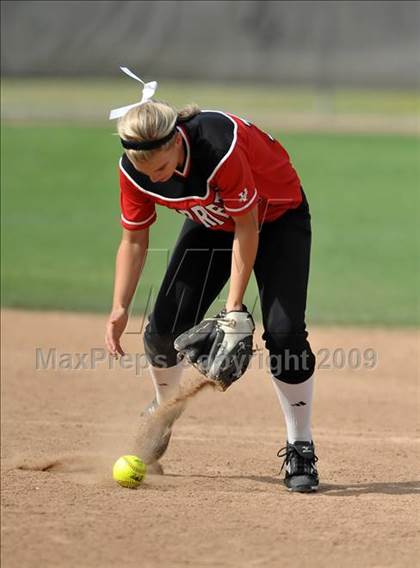 Thumbnail 2 in Murrieta Valley vs Fullerton (Michelle Carew Classic) photogallery.