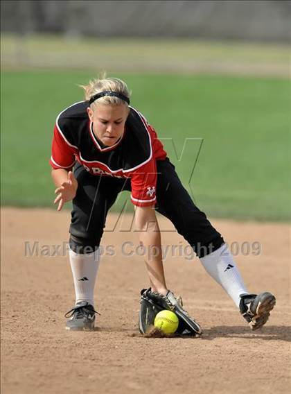 Thumbnail 3 in Murrieta Valley vs Fullerton (Michelle Carew Classic) photogallery.