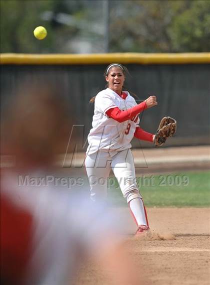 Thumbnail 2 in Murrieta Valley vs Fullerton (Michelle Carew Classic) photogallery.