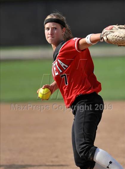 Thumbnail 3 in Murrieta Valley vs Fullerton (Michelle Carew Classic) photogallery.