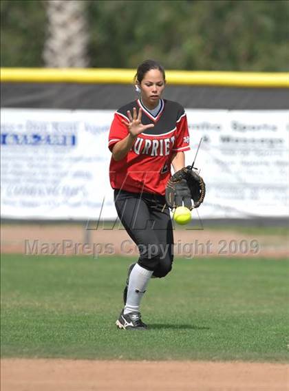Thumbnail 3 in Murrieta Valley vs Fullerton (Michelle Carew Classic) photogallery.